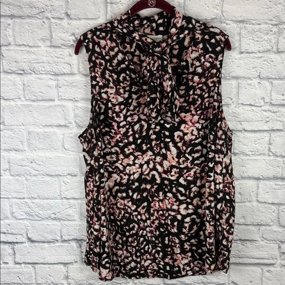 Ava & Viv Tie Neck Black and Pink Patterned Blouse Size 1X